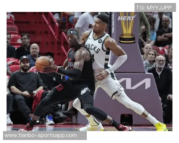 米德尔顿感慨球迷支持穿着他雄鹿22号球衣的深厚情感