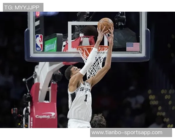 科内特全能表现致敬博尔特绝杀盖帽助球队获胜5分7板4助3帽正负值17